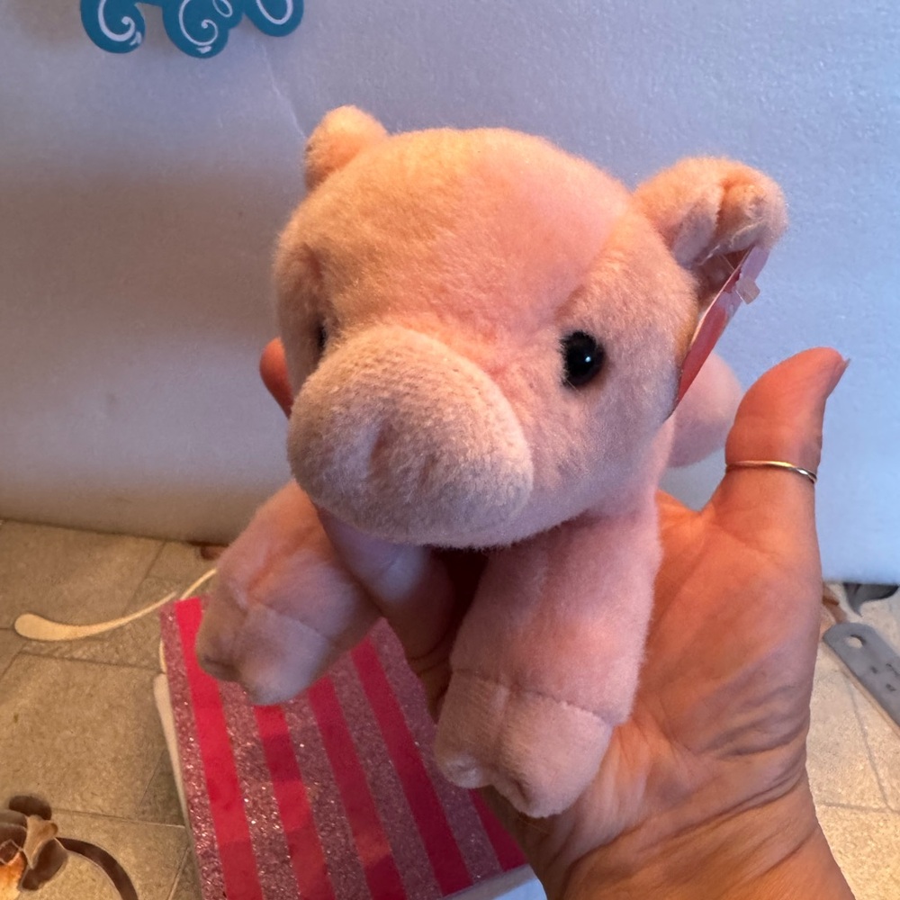 Aurora Percy Pig 8”